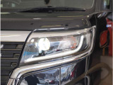 【LEDヘッドライト】省電力で長寿命の明るく運転しやすいLEDヘッドランプです。明るく照らすので暗い夜道からお客様を守ってくれます。お近くの広島マツダまでお越しください。