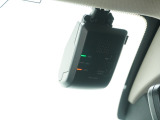 ◆ドライブレコーダー◆映像・音声などを記録する自動車用の装置です。 もしもの事故の際の記録はもちろん、旅行の際の思い出としてドライブの映像を楽しむことができます。