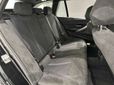 ナンバー付きの車両は公道試乗可能です(登録済未使用車など一部除く)。また、取り回しの確認など、広い場内でご試乗も可能です。お気軽に申し付けください。