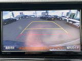 【バックモニター】後ろのカメラの映像がモニターに映し出されるので、後方の見えない死角や、障害物との距離感などもしっかり安全確認することができます!