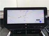 純正ナビを装備。タッチパネル式で使いやすく、お出かけもラクラクです。
