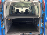 荷室の写真です。乗る人や荷物に合わせてフレキシブルに対応できます!!