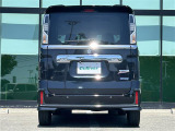 店舗にて現車の確認もいただけますので、お電話で在庫のご確認の上是非ご来店くださいませ。
