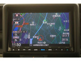 純正8インチベーシックインターナビ(VXM-215VFEi)&バックカメラが装備されているので、普段の使い勝手もロングドライブも快適です。