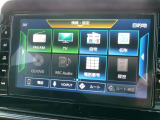 メモリーナビです。Bluetoothで好きな音楽を聴く事ができるので、ドライブがひときわ楽しくなっちゃいますね♪