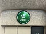 エンジンやエアコンなどを協調制御し燃費の向上に有効なECONスイッチ付きです!