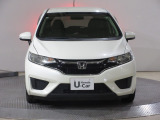 Hondaのデザインアイデンティティーの「ソリッド・ウイング・フェイス」を具現化しました。Hondaの象徴「H」マークを中心にフロントグリルからヘッドライトまでを1つのつながりとしてデザインしました。
