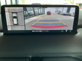 360度ビューモニターです。前後左右の安全を確認できます。