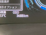 視認性の良いメ-タ-を採用しており、快適なドライブをサポ-トします♪