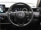 ◆ハンドル全体◆各種スイッチがハンドルから手を放さず操作できるので運転中でも楽に操作できます。