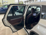 国道1号線に沿い横浜市営地下鉄「三ッ沢上町駅」から徒歩約10分。 BMW Premium Selection 横浜三ッ沢店 / 〒240-0062神奈川県横浜市保土ヶ谷区岡沢町322-3/TEL:045-612-8488