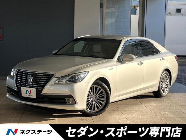 トヨタ クラウン 