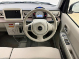 このハンドルを握った時に、車を所有している優越感を味わえますね
