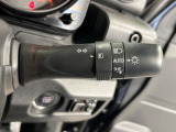 【オートライト】周りの明るさに応じて自動でヘッドライトの点灯・消灯ができる機能です!ライトの付け忘れ・消し忘れなどが無くなり、雨の日や夕方の走行も安心!トンネル通過時も便利ですね♪