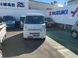 ご覧いただきまして有難うございます。クルマ選びはディーラーが安心という皆様、私共はスズキの直営ディーラー スズキ自販東京 練馬西センターでございます。