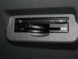 高速道路で便利なETCを装備しています。
