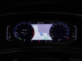 デジタルメータークラスター【Digital Cockpit Pro】付き車両。メーター内にナビゲーションが表示されます。