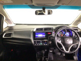 【前方視界】開放的な前方視界!運転がしやすく疲れにくいです♪窓が大きく、見通しがとっても良いおクルマですよ♪