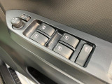 車両状態証明書修復歴の有無も一目瞭然。機能や内装・外装、走行距離、修復歴の有無をチェックし、クルマの状態を10段階にした車両状態証明書。数字や記号を使ってわかりやすく表示しています。