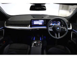 ご納車後は、日本全国のBMW正規ディーラーにて保証整備、一般整備、点検整備、車検整備をお受けいただけますのでご安心下さい。保証修理費用をお立替頂くなどのご面倒もございません。