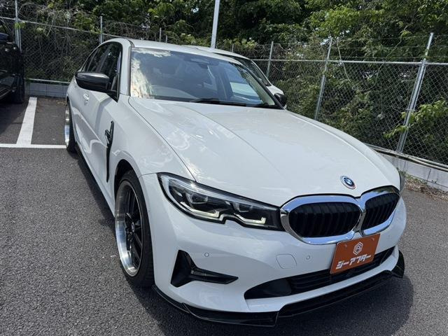 3シリーズセダン 320i 禁煙車 純正8.8インチナビ バックカメラ