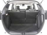 ◆フル乗車でもしっかり荷物を収納出来るラゲッジスペースです。普段の買い物でしたらしっかり積める十分な荷室スペースが確保されています。