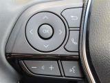 ブルートゥースに接続すれば、スマホに入れている音楽が聞けたり運転中に電話がかかってきてしまった場合もハンドルから電話を取ることができます!