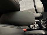正規認定中古車 全国正規ディーラー保証付/2年・走行距離無制限 クラシックトリム 17インチホイール Apple Carplay シートヒーター コンフォートアクセス クルコン 前後PDCセンサー パーキングアシスト