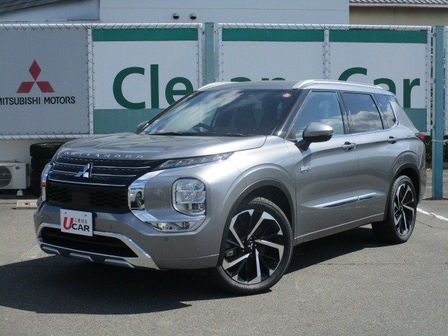 アウトランダー PHEV 2.4 P 4WD