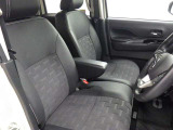 新車時発行のメンテナンスノートもしっかり装備されています。
