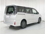 ヴォクシー 2.0 ZS 4WD 