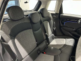 MINIを熟知したメカニックによる、360度での納車前点検。ドイツ本国と同様の教育・訓練を受けたBMW専門のメカニックが、360度によるポイントを徹底的に点検、整備いたします。