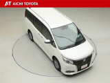 両側パワースライドドア付きだから、狭い駐車スペースなどでの乗り降りラクラク♪小さなお子さまのいるご家庭には嬉しい装備です。