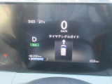 色々な情報を表示する見やすいメーターです。