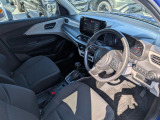 広い運転席です。