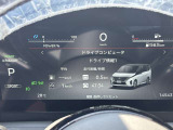 デジタル表記で見やすいメーターパネルです。