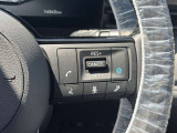 プロパイロットⅡ搭載です。アクセル、ブレーキを自動でコントロールして前のクルマとの車間距離を保つ手助けをします。