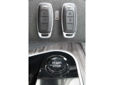 インテリジェントキーを装備しておりますので、ドアの開錠/施錠やe-POWERスタートなど、鍵を鞄やポケットなどから出す必要がなくてとても重宝する装備です♪