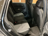 後部座席も当然、綺麗・清潔に仕上げております。内装の綺麗なお車は気持ちが良いですし、コンディションのいい車が多いです。前のユーザーが丁寧に使っていた証拠です。