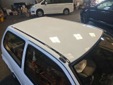 内装は専門スタッフによるルームクリーニングを行ってお渡し、一度シートなど全て外して実施します