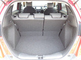◆定員乗車時のカーゴルームです。普段のお買い物の荷物やたくさんの収納が可能です。