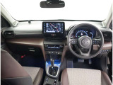 オシャレなインテリアで運転する気分も盛り上がりますよね^^