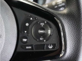 【ホンダセンシング】衝突を予測してブレーキをかけたり、前のクルマにちょうどいい距離でついていったりできる多彩な安心・快適機能を搭載した先進の安全運転支援システム。