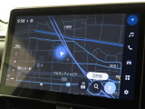 メーカー装着のディスプレイオーディオを装備しております。