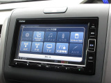 ナビゲーションは純正メモリーナビ(VXM-224VFi)を装着しております。AM、FM、CD、DVD再生、Bluetooth、音楽録音再生、フルセグTVがご使用いただけます。