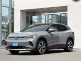 しっかりとしたプレスラインもVWの特徴です。光のゆがみがないきれいなボディが品質の高さの象徴です!