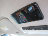 SOSコール搭載車です。スイッチによる任意起動とエアバッグが作動による自動起動で、緊急通報が可能です。(別途、有料申し込み)