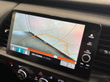 バックギアに入れるだけで自動でリヤカメラに切り替わります!車庫入れやバックが苦手な方にオススメ!