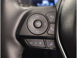 ハンドルのスイッチで各機能の操作を行う事が出来てとっても便利♪