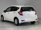 【ワイド保証】日産販売店の中古車には、無料で保証が付いています。走行距離無制限で、無料保証期間は1年間から。品質に自信があるから実現した、日産ならではの保証です。